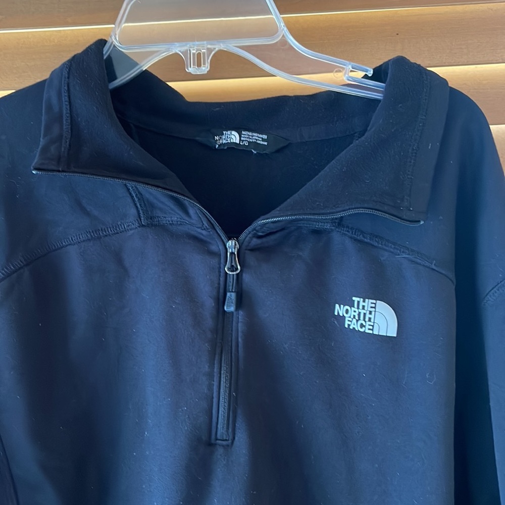 North face quarter zip shirt, large black